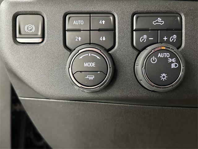 new 2025 Chevrolet Silverado 1500 car, priced at $52,585