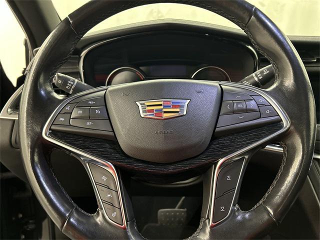 used 2020 Cadillac XT5 car, priced at $24,858