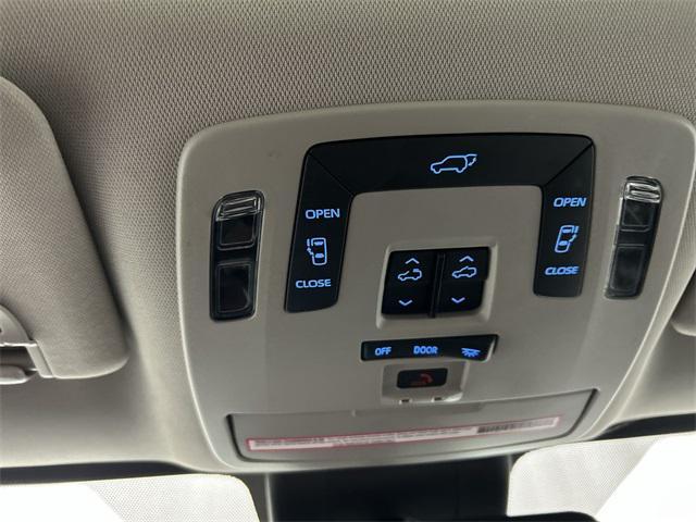 used 2024 Toyota Sienna car, priced at $38,949