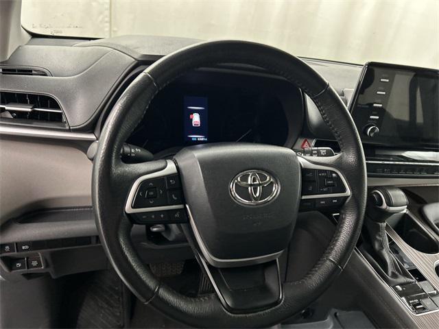 used 2024 Toyota Sienna car, priced at $38,949
