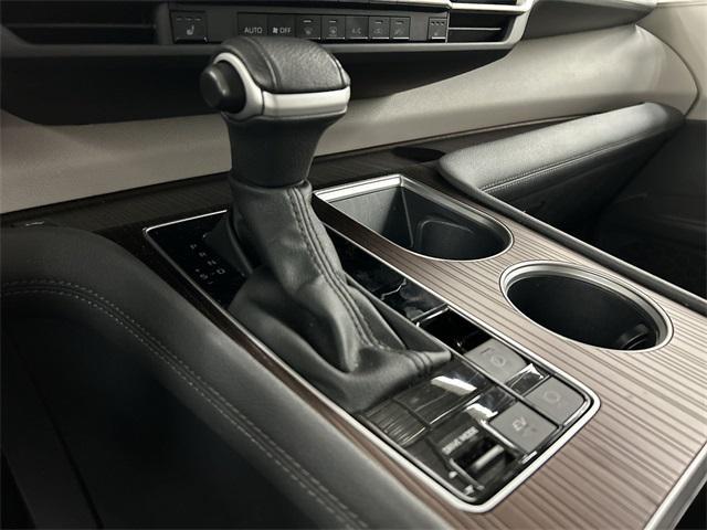 used 2024 Toyota Sienna car, priced at $38,949