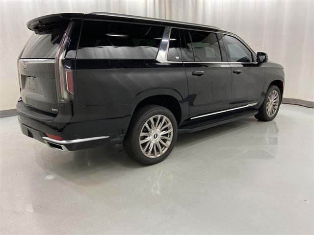 used 2022 Cadillac Escalade ESV car, priced at $52,999