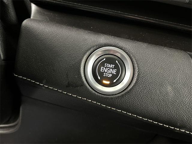 used 2022 Cadillac Escalade ESV car, priced at $65,890