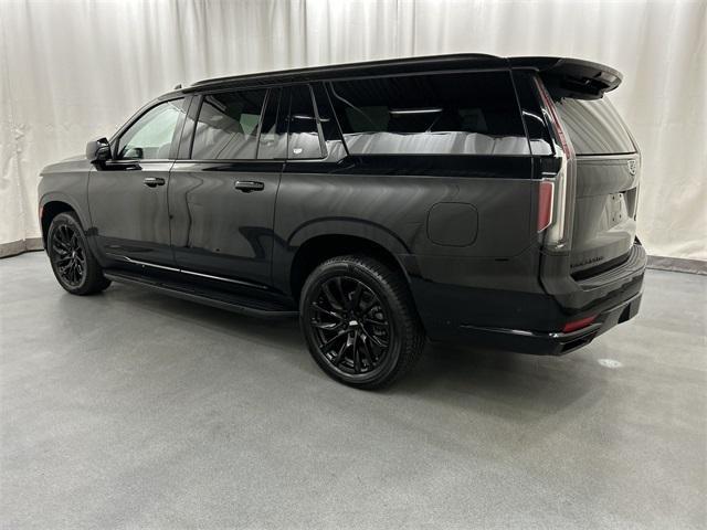 used 2022 Cadillac Escalade ESV car, priced at $65,890