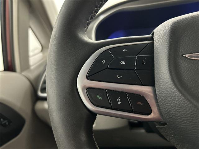 used 2022 Chrysler Pacifica Hybrid car, priced at $25,999
