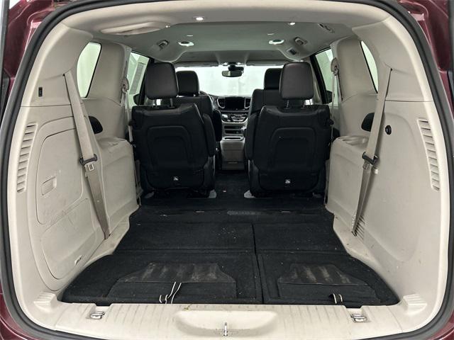 used 2022 Chrysler Pacifica Hybrid car, priced at $25,999