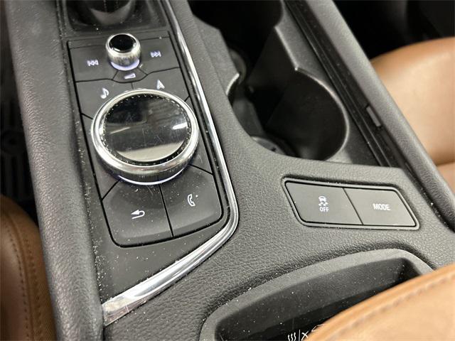 used 2022 Cadillac XT5 car, priced at $31,944