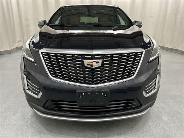 used 2022 Cadillac XT5 car, priced at $31,944