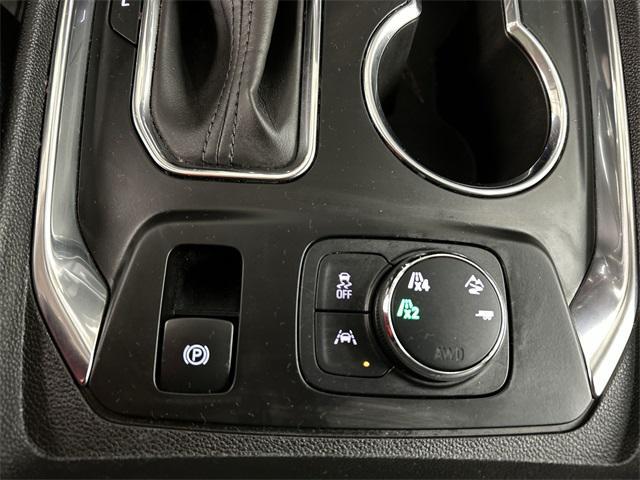 used 2021 Chevrolet Traverse car, priced at $31,899