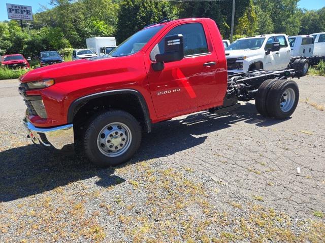 new 2025 Chevrolet Silverado 3500 car, priced at $53,728