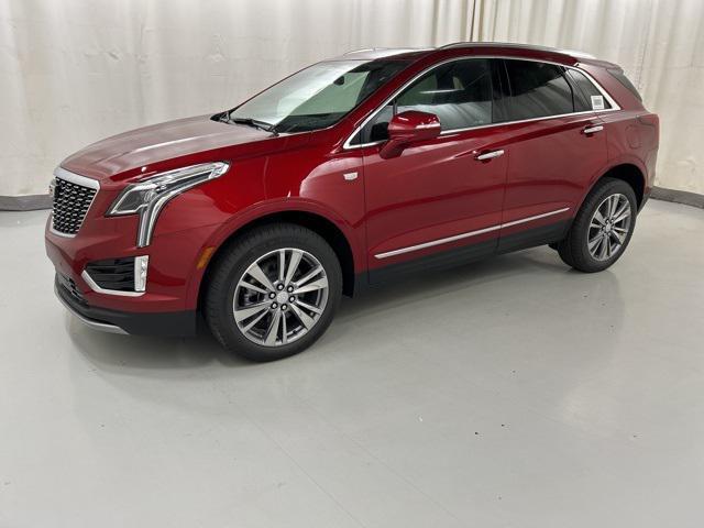 new 2025 Cadillac XT5 car, priced at $54,215