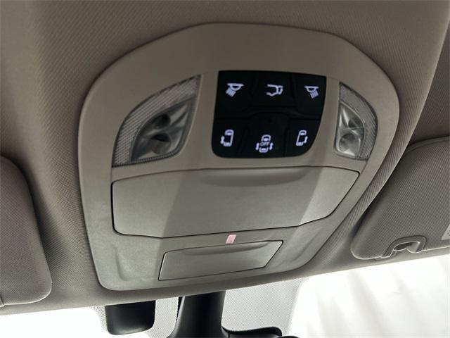 used 2022 Chrysler Pacifica car, priced at $19,348