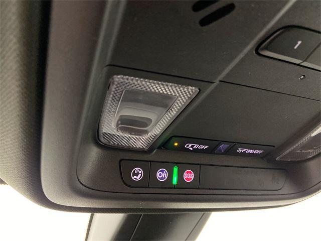 used 2022 Cadillac XT5 car, priced at $28,883