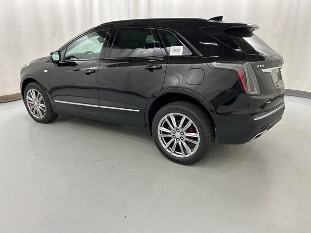 new 2025 Cadillac XT5 car, priced at $62,990