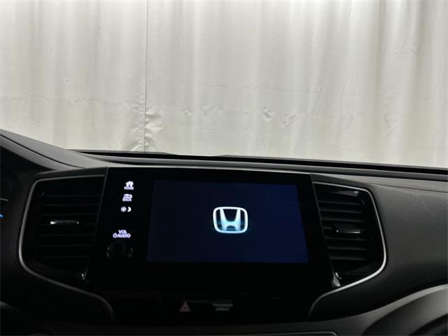 used 2022 Honda Pilot car, priced at $31,996