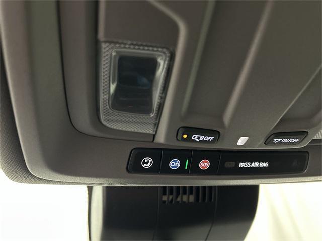 used 2022 Chevrolet Silverado 1500 car, priced at $42,872