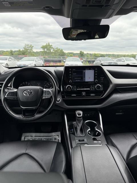 new 2021 Toyota Highlander car, priced at $28,972