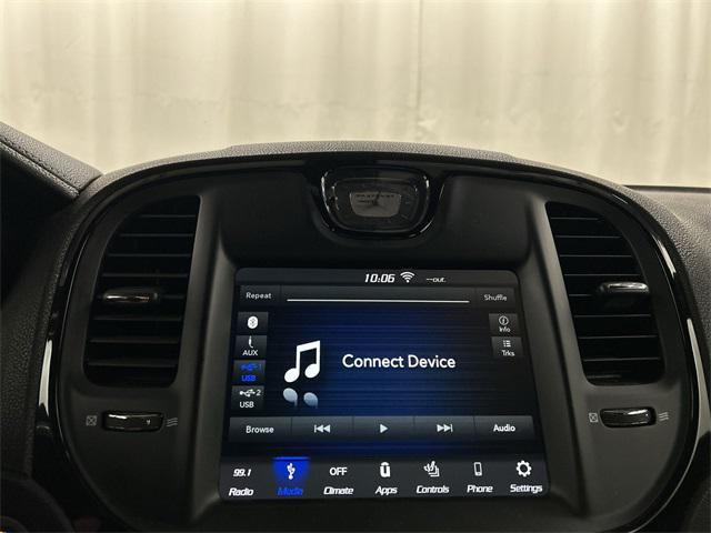 used 2019 Chrysler 300 car, priced at $17,897