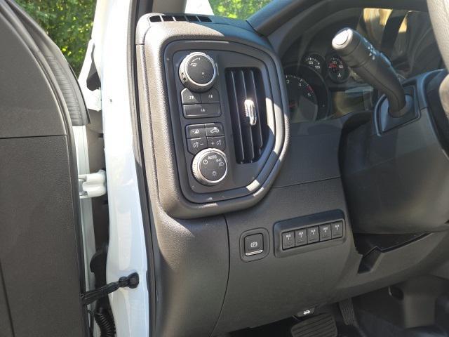 new 2025 Chevrolet Silverado 3500 car, priced at $53,728