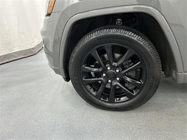 used 2022 Jeep Grand Cherokee car, priced at $28,999
