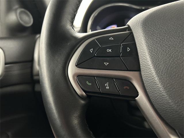 used 2022 Jeep Grand Cherokee car, priced at $28,999