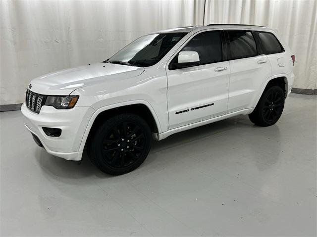 used 2022 Jeep Grand Cherokee car, priced at $29,834