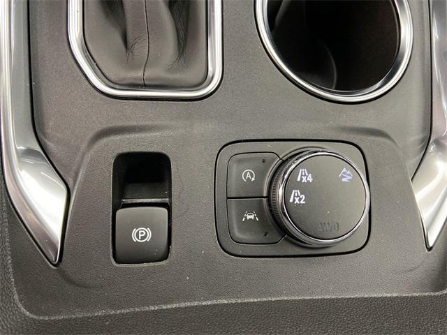 used 2022 Chevrolet Traverse car, priced at $23,899