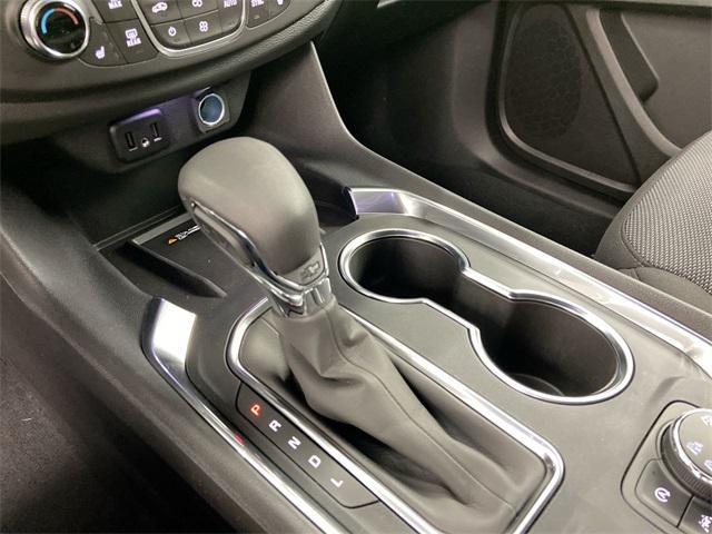 used 2022 Chevrolet Traverse car, priced at $23,899
