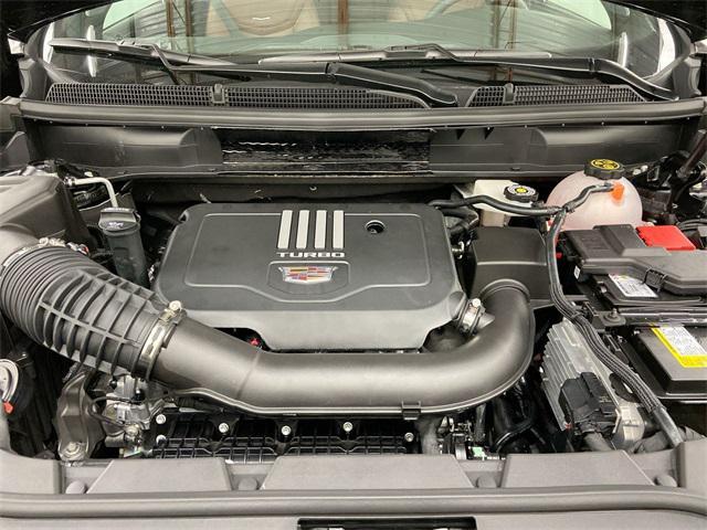 used 2023 Cadillac XT5 car, priced at $30,841