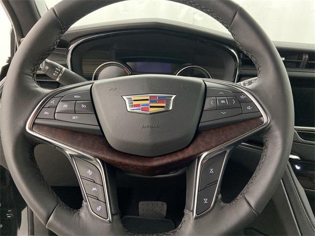 used 2023 Cadillac XT5 car, priced at $30,841