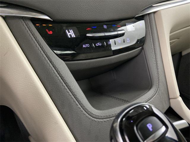 used 2021 Cadillac XT5 car, priced at $25,415