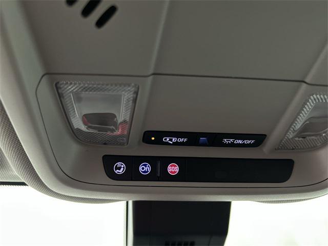 used 2022 Chevrolet Equinox car, priced at $21,967