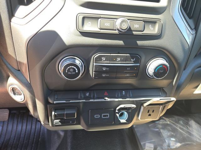 new 2025 Chevrolet Silverado 3500 car, priced at $43,888