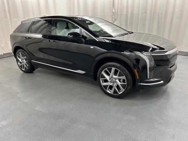 new 2025 Cadillac OPTIQ car, priced at $49,577