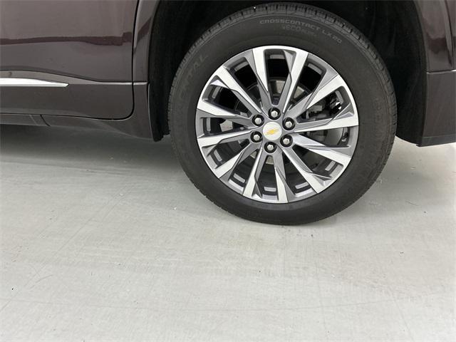 used 2022 Chevrolet Traverse car, priced at $33,499