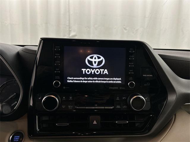 used 2020 Toyota Highlander car, priced at $29,895
