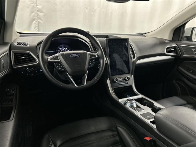 used 2022 Ford Edge car, priced at $22,995