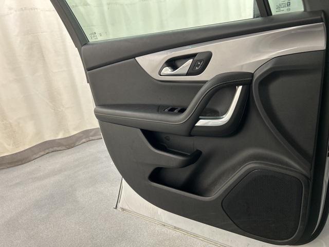 used 2025 Chevrolet Blazer car, priced at $27,216