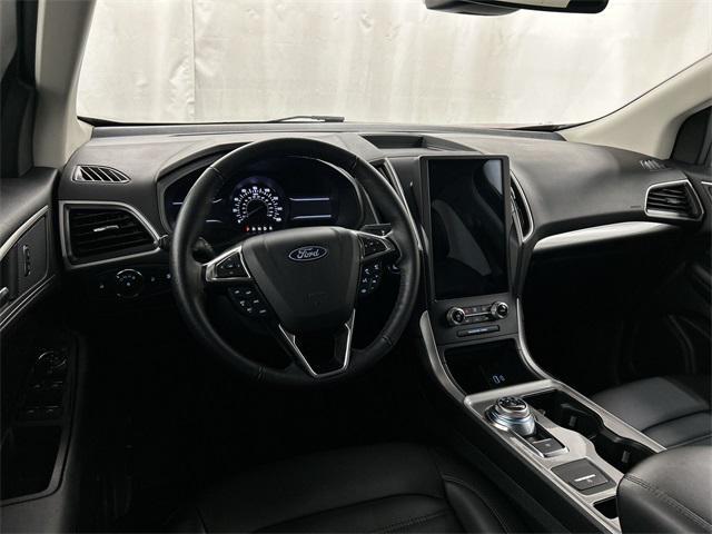 used 2024 Ford Edge car, priced at $26,990