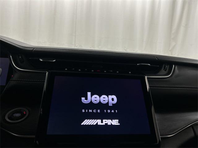 used 2023 Jeep Grand Cherokee car, priced at $38,949