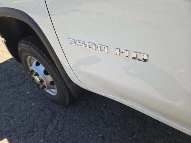 new 2025 Chevrolet Silverado 3500 car, priced at $44,088