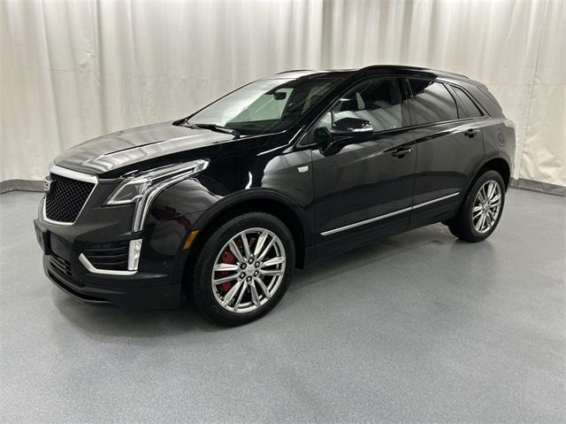 used 2023 Cadillac XT5 car, priced at $35,962