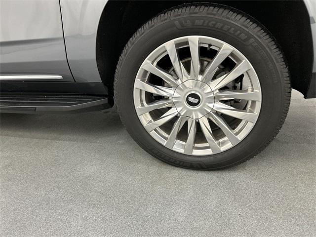 used 2021 Cadillac Escalade ESV car, priced at $50,440