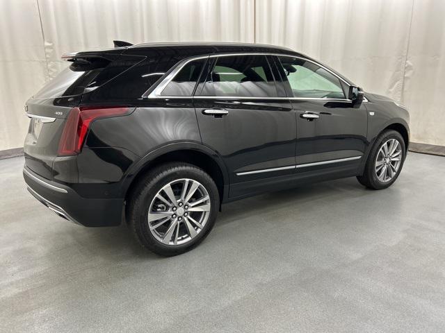new 2025 Cadillac XT5 car, priced at $50,675