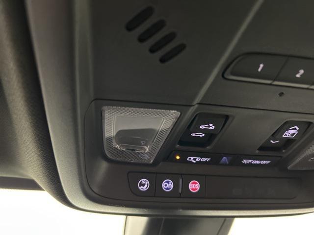 new 2025 Cadillac XT5 car, priced at $50,675