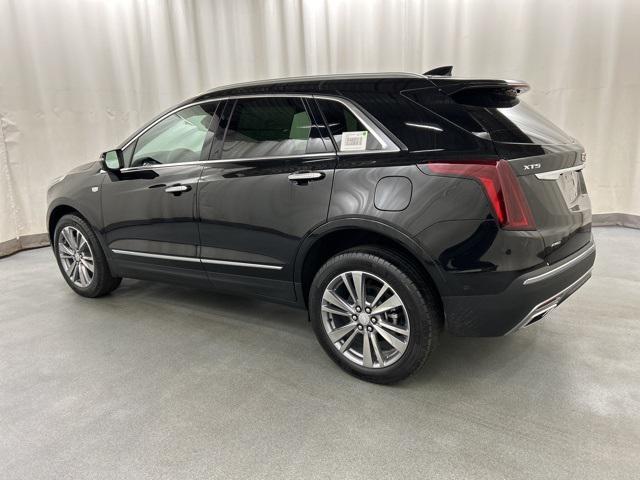 new 2025 Cadillac XT5 car, priced at $50,675