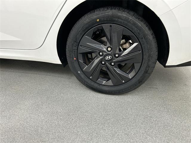 used 2022 Hyundai Elantra car, priced at $16,995