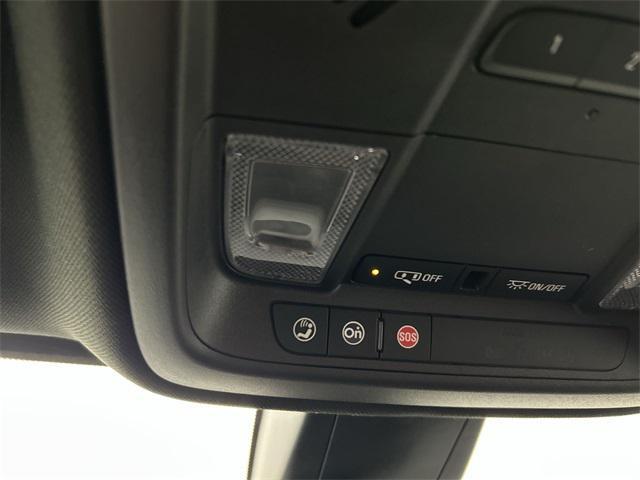 used 2023 Cadillac XT5 car, priced at $27,897