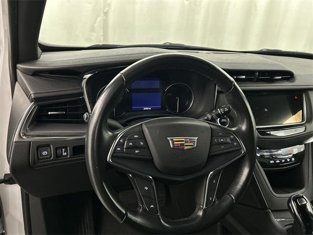 used 2023 Cadillac XT5 car, priced at $27,897