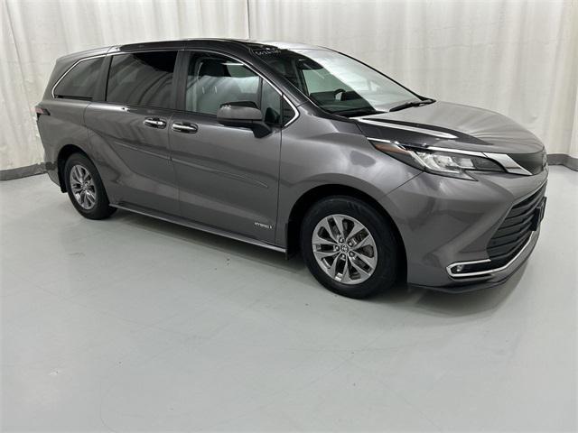 used 2021 Toyota Sienna car, priced at $36,999